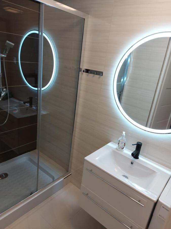 Nowy Apartament Jednopokojowy Z Lazienka Świnoujście  Eksteriør billede